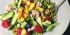 Salade Flocons de Jambon Légumes et Fruits