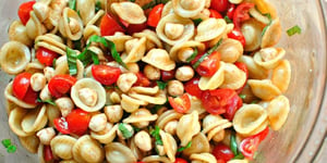 Photo de la Recette: Salade Tomates Pois Chiches Basilic