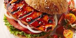 SANDWICH AU POULET BBQ