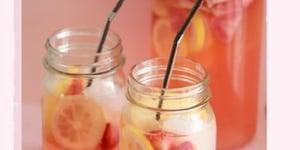 Photo de la Recette: Sangria Blanche à la Fraises et aux Citrons