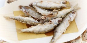 Photo de la Recette: Sardines Frites et Compotée D'oignons