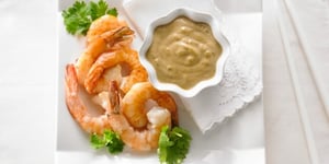 Sauce aux Arachides et Crevettes Grillées