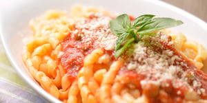 Photo de la Recette: SAUCE BOLOGNAISE VÉGÉTARIENNE AUX CHAMPIGNONS