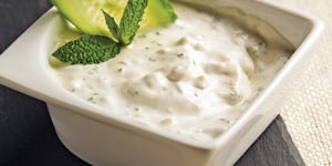 Sauce pour Fondue Yogourt, Menthe et Concombre