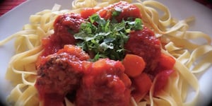 Photo de la Recette: Sauce Tomate Vite Prête aux Saucisses Merguez de Messidor