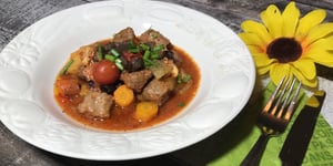 Photo de la Recette: Saucisses Italiennes et Légumes à la Mijoteuse