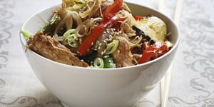 Photo de la Recette: Sauté au Poulet et aux Nouilles