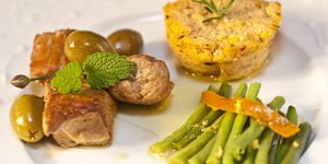Photo de la Recette: Sauté de Veau au Citron, au Thym et aux Olives Vertes