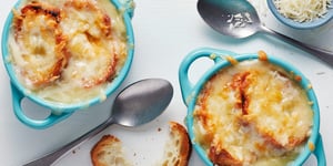 Photo de la Recette: Soupe à L'oignon Gratinée KRAFT