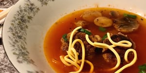 Soupe Asiatique avec Boulettes de Viande