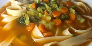 Soupe aux Pâtes et Légumes du Jardin
