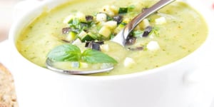 Photo de la Recette: Soupe de Concombre Froide à la Menthe et Yaourt