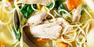 SOUPE DE NOUILLES AU POULET