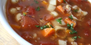 SOUPE MINESTRONE (pot à offrir)