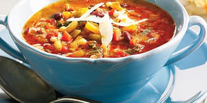 Soupe-repas aux Légumes, au Boeuf et à la Saucisse