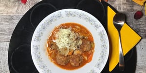 Photo de la Recette: Soupe Repas Boulettes de Boeuf et Oignons Caramélisées