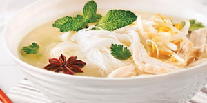 Photo de la Recette: Soupe Vietnamienne au Poulet et Vermicelles de Riz