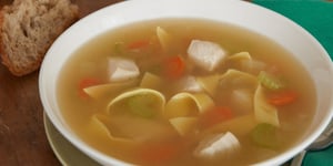 SOUPER SIMPLE À LA SOUPE POULET ET NOUILLES