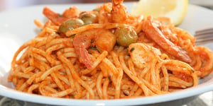 Spaghettis à la Sauce Rosée aux Crevettes