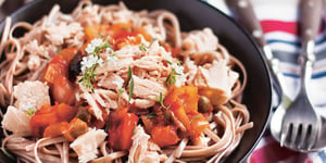 Photo de la Recette: Spaghettis Soba, Sauce Italienne au Thon Blanc