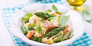 Tagliatelles Fraiches au Saumon et Asperge Verte