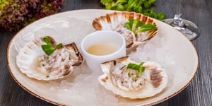 Photo de la Recette: Tartare de Saint-Jacques Huitres et Bar