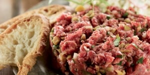 Photo de la Recette: Tartare de Bœuf Rémoulade de Chou-Rave