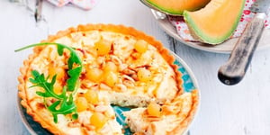 Photo de la Recette: Tarte Ricotta Chèvre Billes de Melon et Pignons de Pin