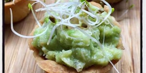 Photo de la Recette: Tartelettes Crabe Avocat Pamplemousse & Feuilletés Tarama Oeufs de Lompe