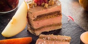 Photo de la Recette: TERRINE DE FOIE GRAS AU SPECULOOS & CHUTNEY DE POIRES