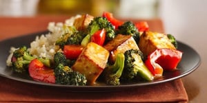 Photo de la Recette: Tofu à L'orange et au Sésame avec Brocoli