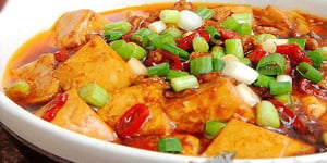 Photo de la Recette: Tofu Tendre à la Sauce Piquante
