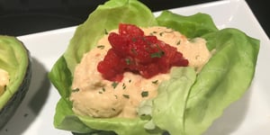 Trempettes de Hummus et Framboises