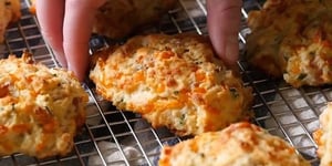 Photo de la Recette: Un Biscuit Salé Jambon Fromage Cheddar et Crème Sure