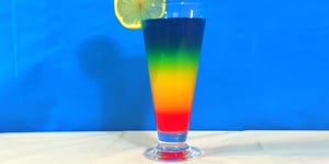 Un Cocktail Sans Alcool Arc-En-Ciel Pour Vos Enfants