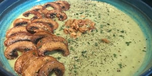 Photo de la Recette: Velouté D’asperges et de Champignons