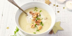 Velouté de Panais aux Noisettes Grillées