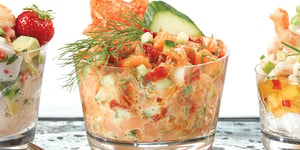 VERRINES DE TARTARE DE SAUMON À LA MÉDITERRANÉENNE DE GENEVIÈVE EVERELL