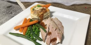 Photo de la Recette: Vol au Vent au Porc et Légumes