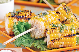 Maïs Grillés sur Brochettes