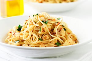 Spaghettis au Chou-Fleur Sauté et à L'ail