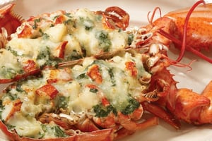 HOMARD GRATINÉ AU OKA CLASSIQUE