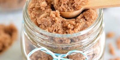 10 Scrubs Maison pour une Peau Douce et qui Sent Bon 10 Scrubs Maison pour une Peau Douce et qui Sent Bon