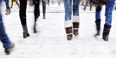 Neige et Verglas : Évitez la Chute en Cas de Déplacement à Pied !