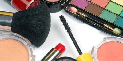 4 Astuces pour Recycler votre Maquillage 4 Astuces pour Recycler votre Maquillage