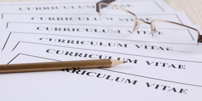 5 Conseils pour Rédiger un CV Accrocheur