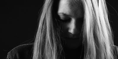 5 Techniques Simples pour Sortir de sa Mauvaise Humeur en Moins de 5 Minutes 5 Techniques Simples pour Sortir de sa Mauvaise Humeur en Moins de 5 Minutes