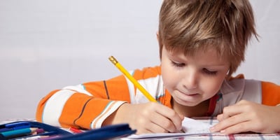 5 Trucs pour Aider son Enfant à Étudier 5 Trucs pour Aider son Enfant à Étudier