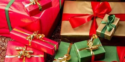 6 Étapes: Organiser une Soirée Amusante de Père Noël Secret 6 Étapes: Organiser une Soirée Amusante de Père Noël Secret