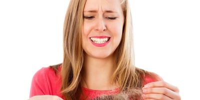 6 Remèdes Naturels Contre la Chute de Cheveux